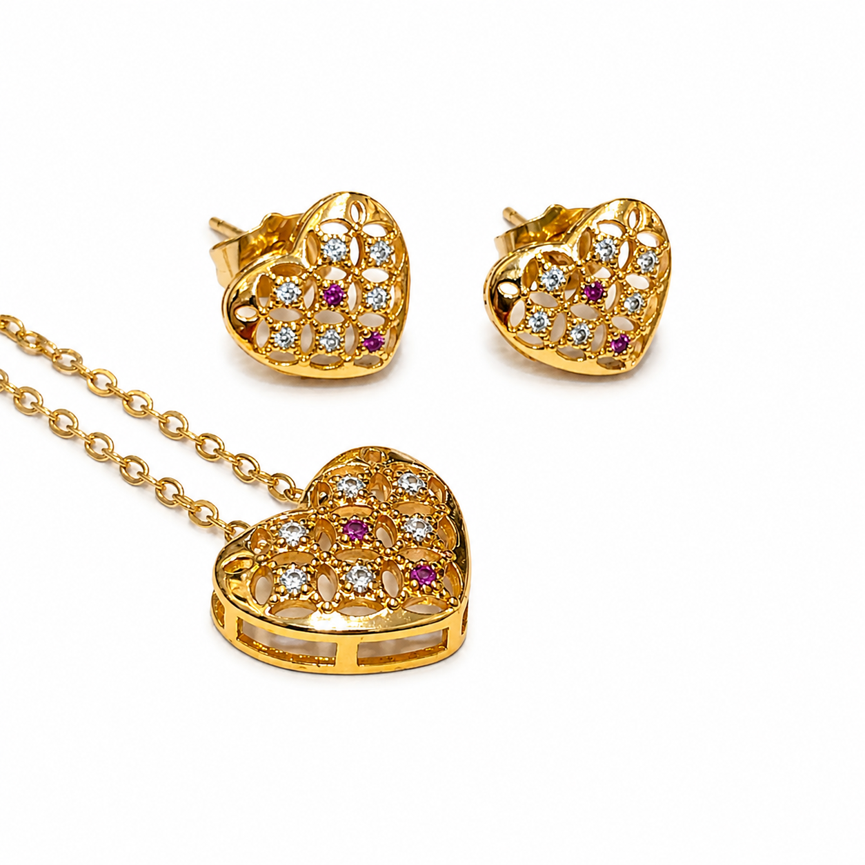 LOVE PENDANT WITH EARRINGS
