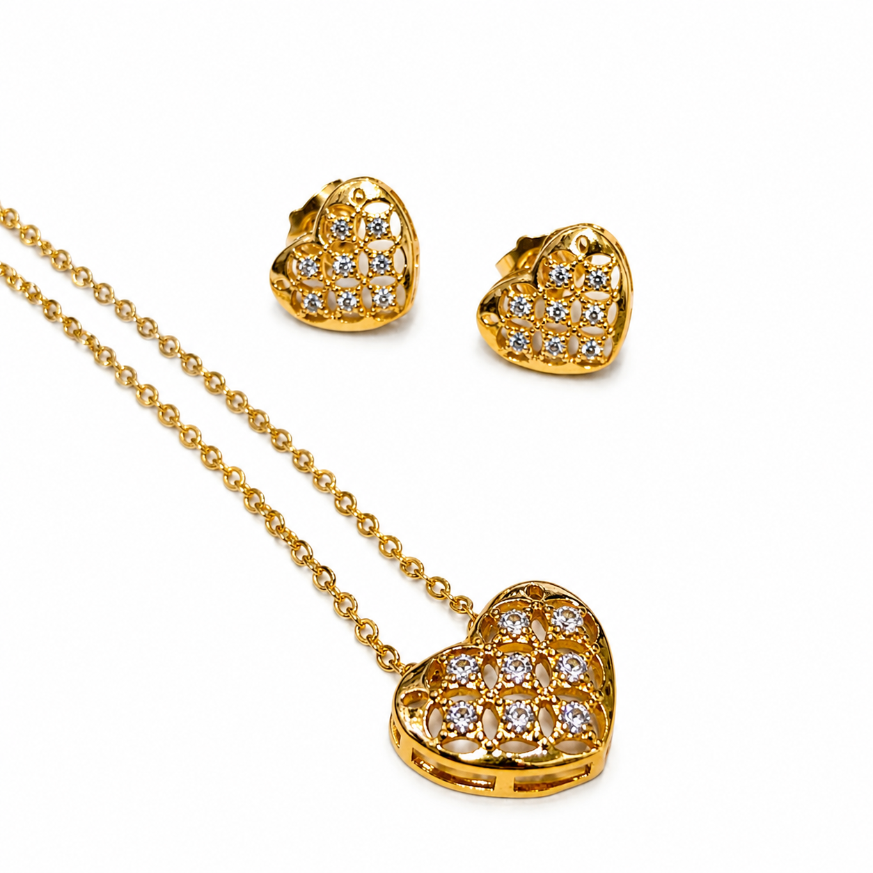 LOVE PENDANT WITH EARRINGS