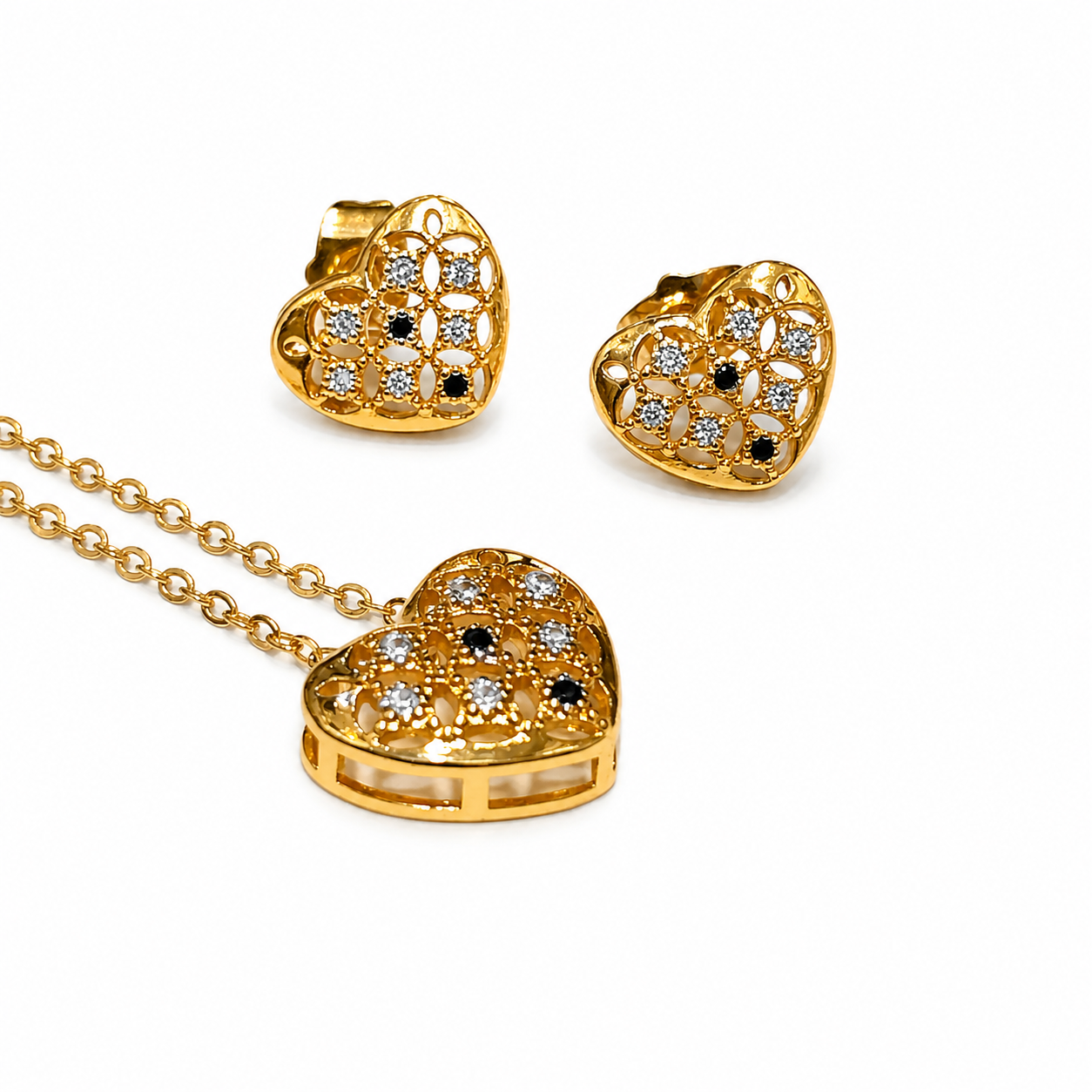LOVE PENDANT WITH EARRINGS